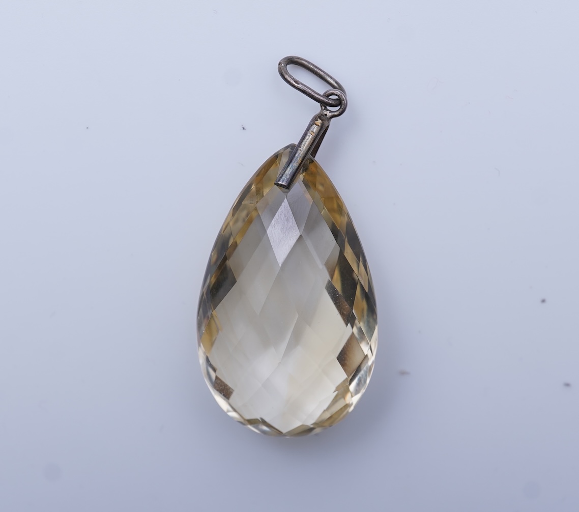 A group of citrine jewels